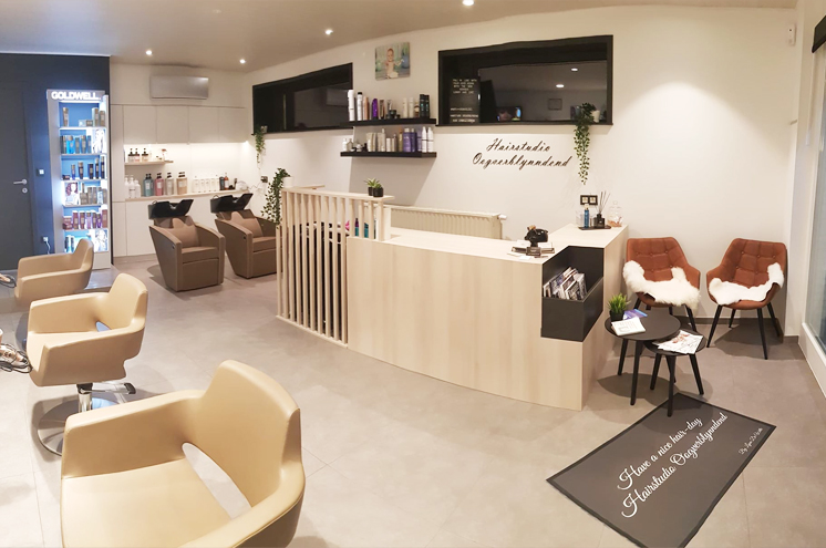 iBeauty Salon Hairstudio Oogverblynndend afbeelding 1