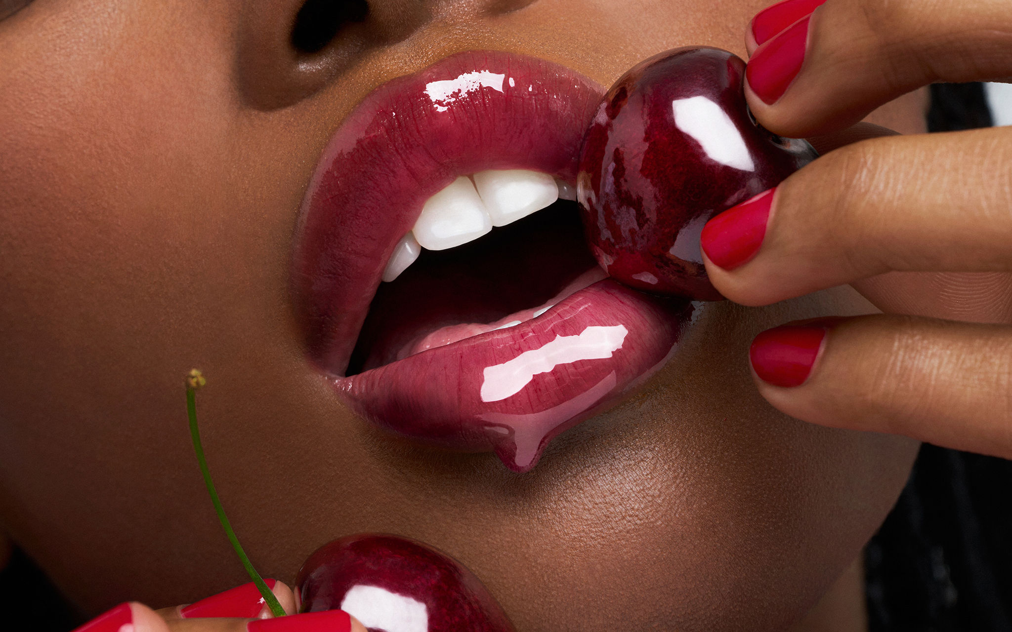 Pleasure Lip Oil 004 - Juicy Cherry - Lier
